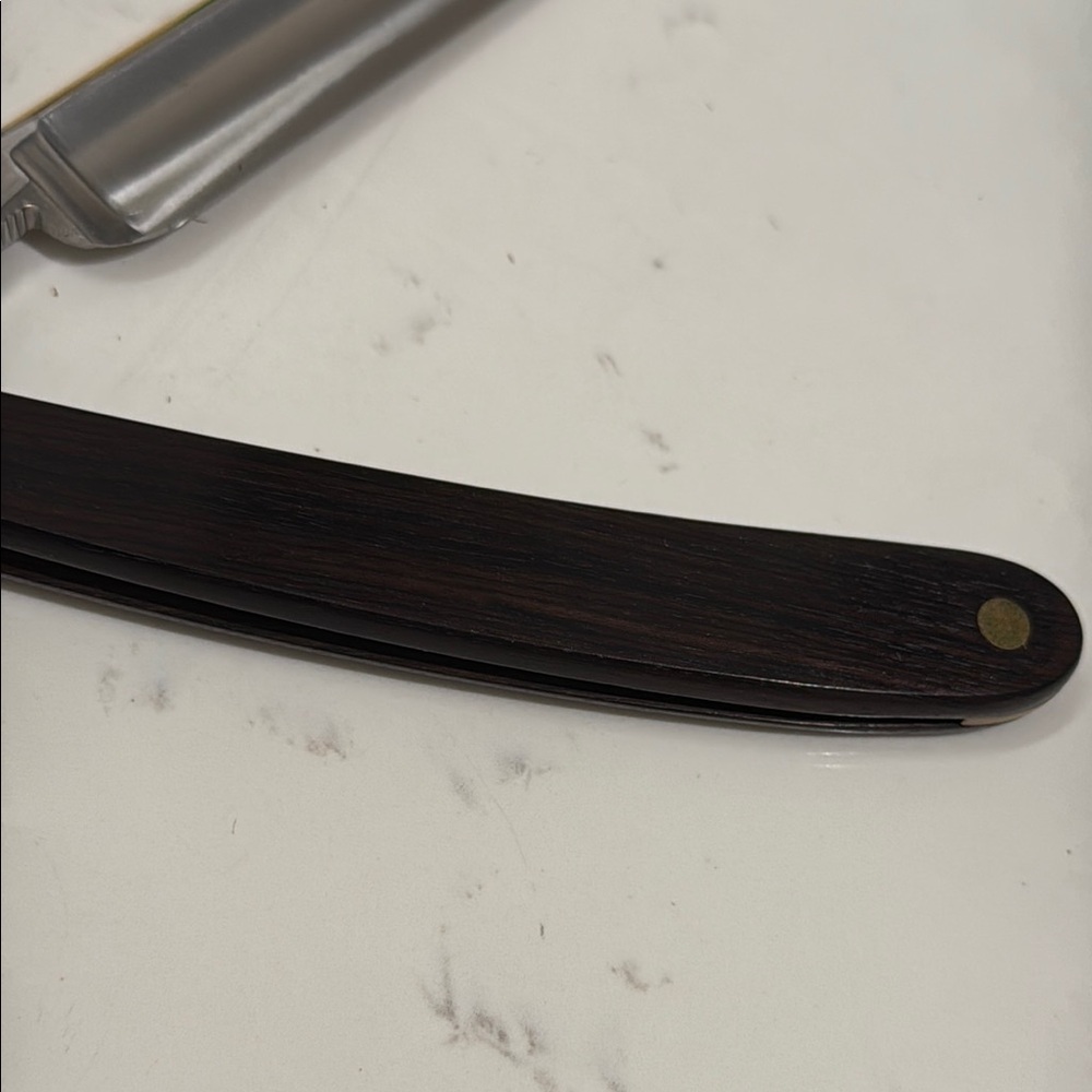 The Art Of Shaving Straight Razor View 6